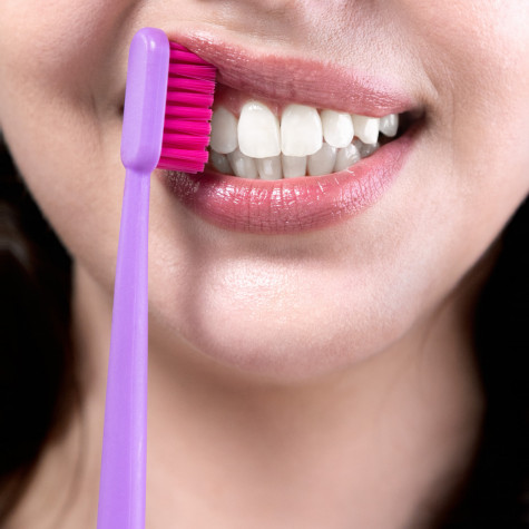 Зубная щетка Revyline SM6000 Smart сиреневая - малиновая, мягкая